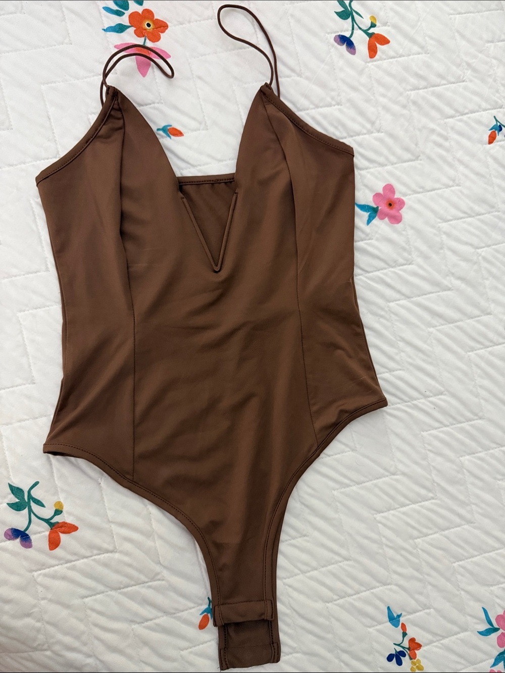 SHEIN Brown V-Notch One-Piece Bodysuit